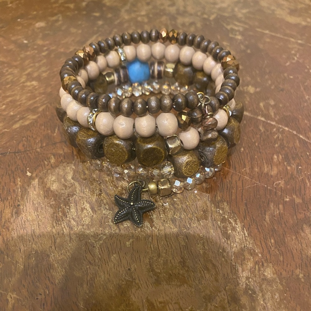 NWT Boho wrap bracelet artisan recycled glass sandalwood Czech glass stack - Picture 3 of 3